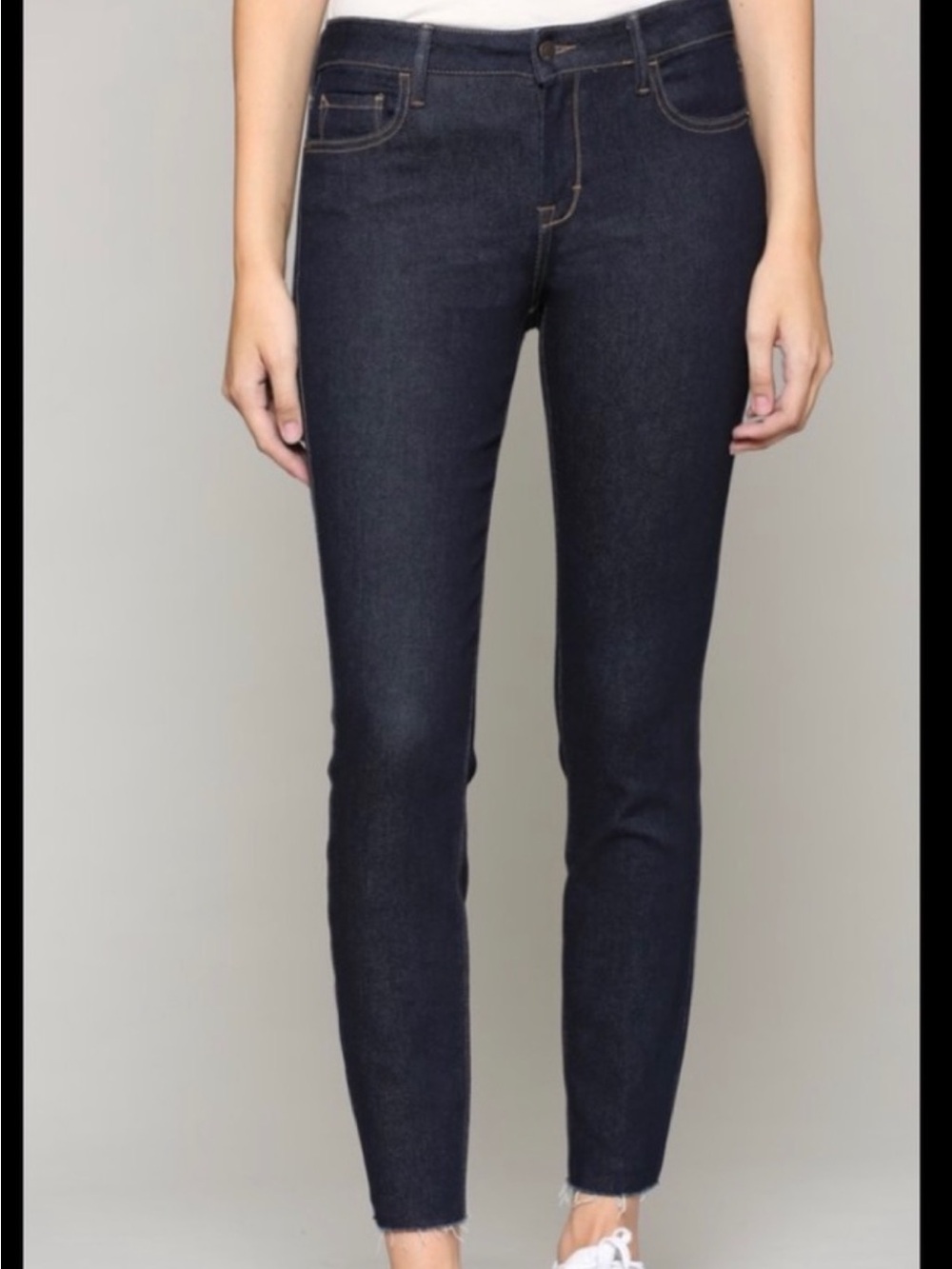 Women's Skinny Jeans in Dark Indigo Stretch Denim